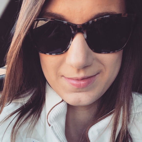 Meet your Posher, Susan - Picture 1 of 1